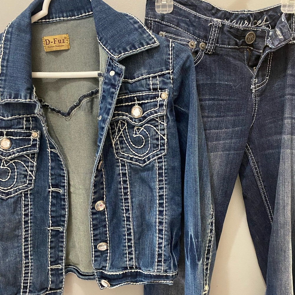 y2k vintage jean jacket (pants not included)